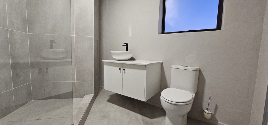 5 Bedroom Property for Sale in Myburgh Park Western Cape